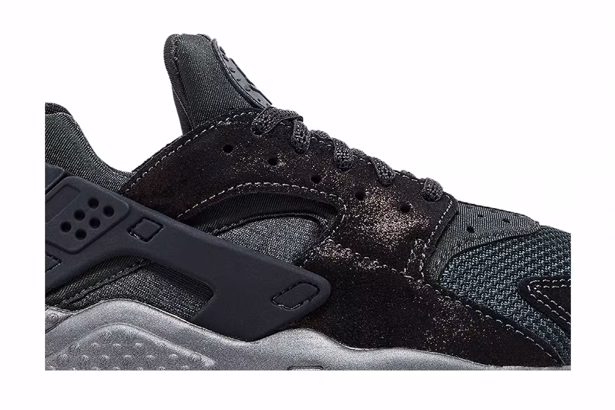 Nike Women's Air Huarache Run Premium Anthracite, view 3