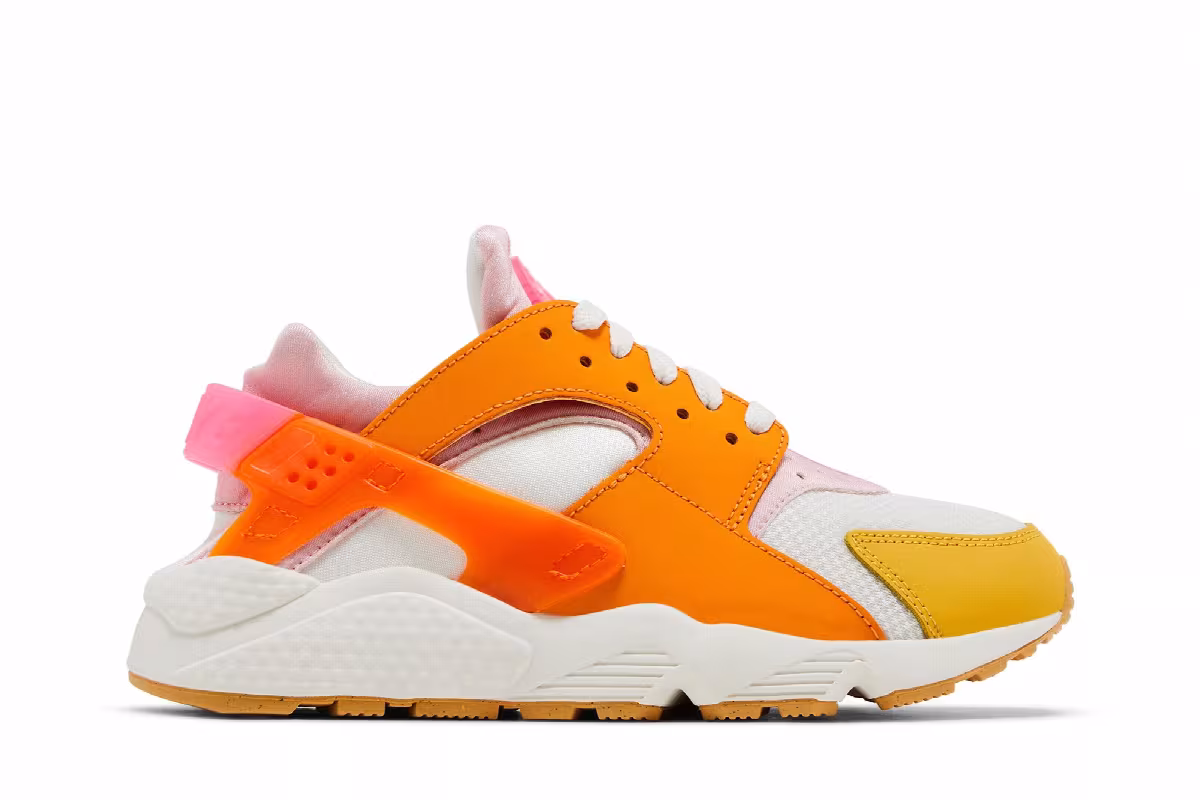 Nike Women's Air Huarache Solar Flare Soft Pink, view 2