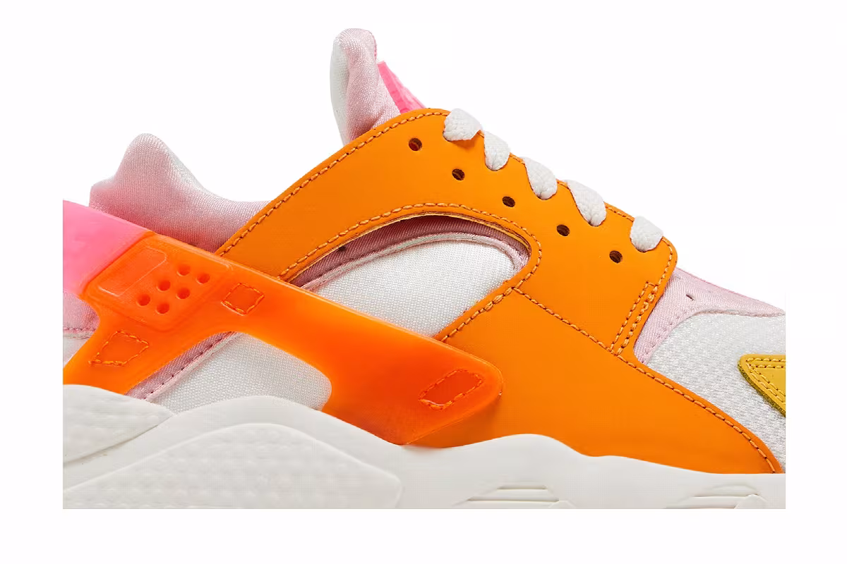 Nike Women's Air Huarache Solar Flare Soft Pink, view 3
