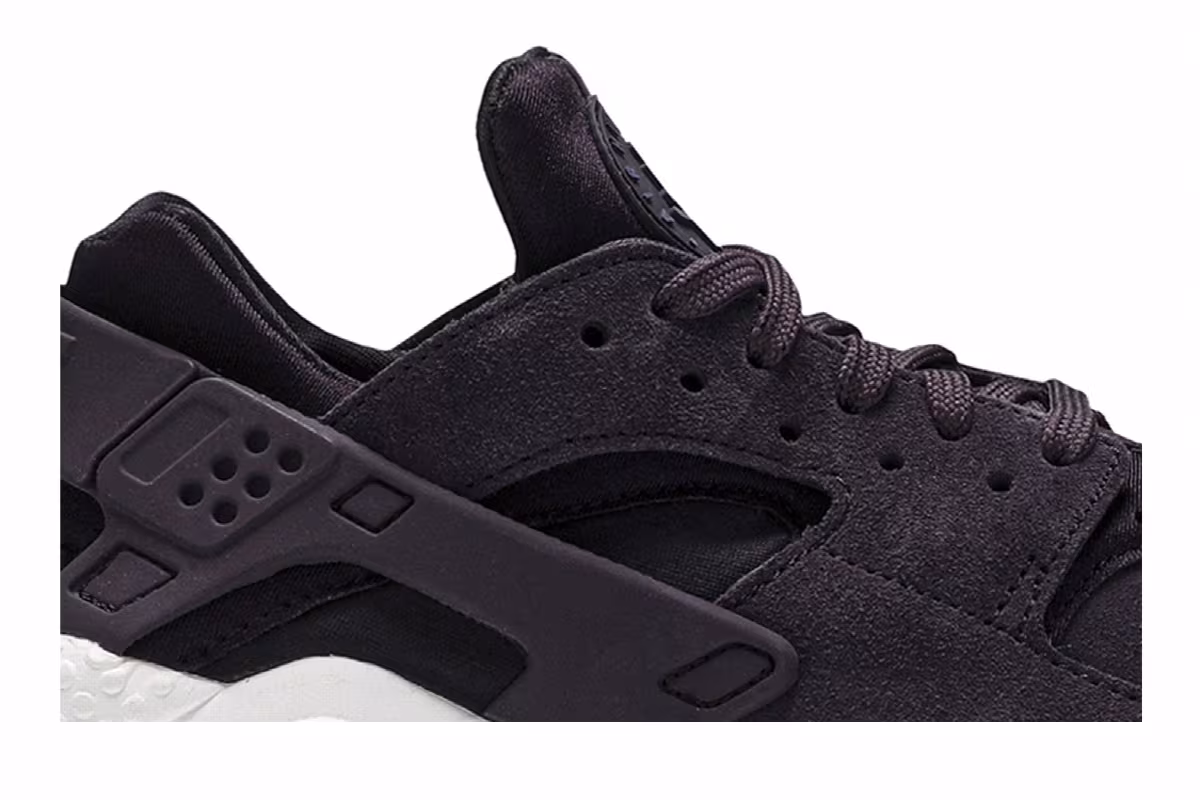 Nike Women's Air Huarache Run SD Port Wine, view 3