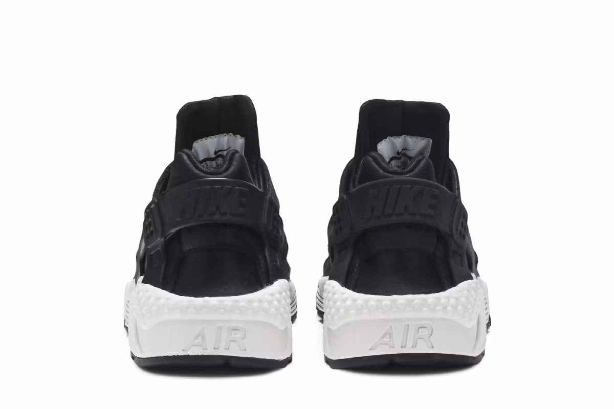 Nike Women's Air Huarache Run Premium Black, view 7