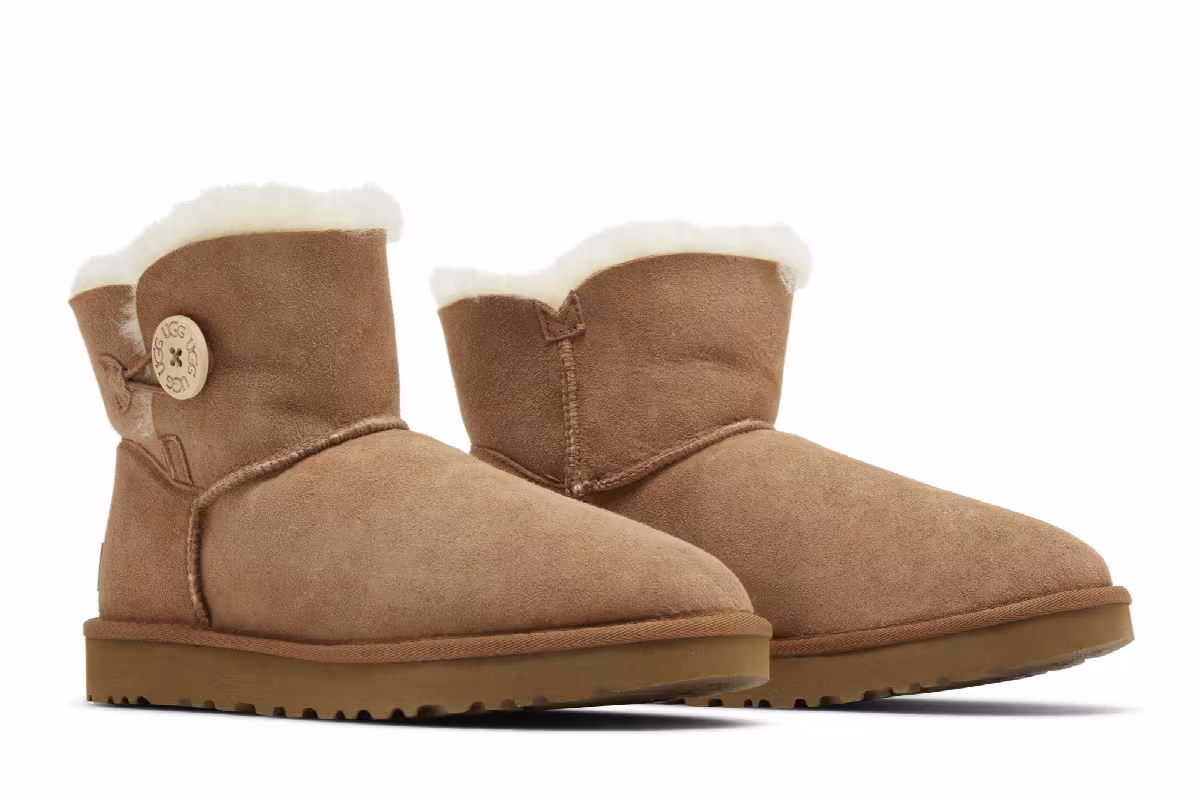 UGG Women's Mini Bailey Button 2 Boot Chestnut, view 9