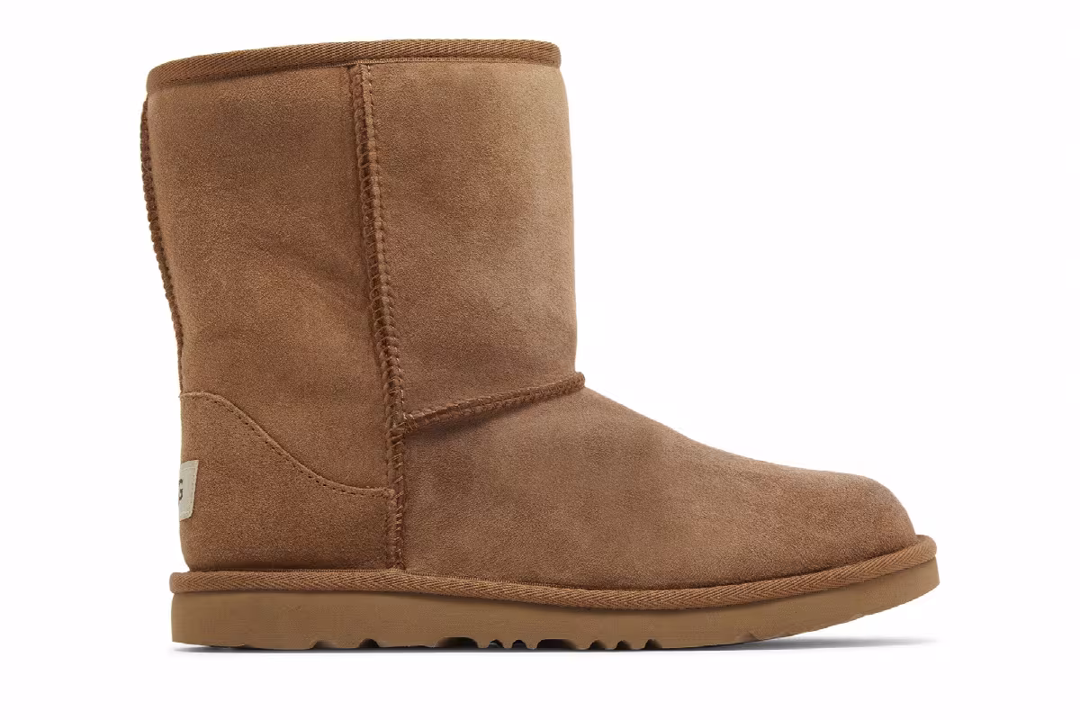 UGG Classic II Boot Kids Chestnut, view 2