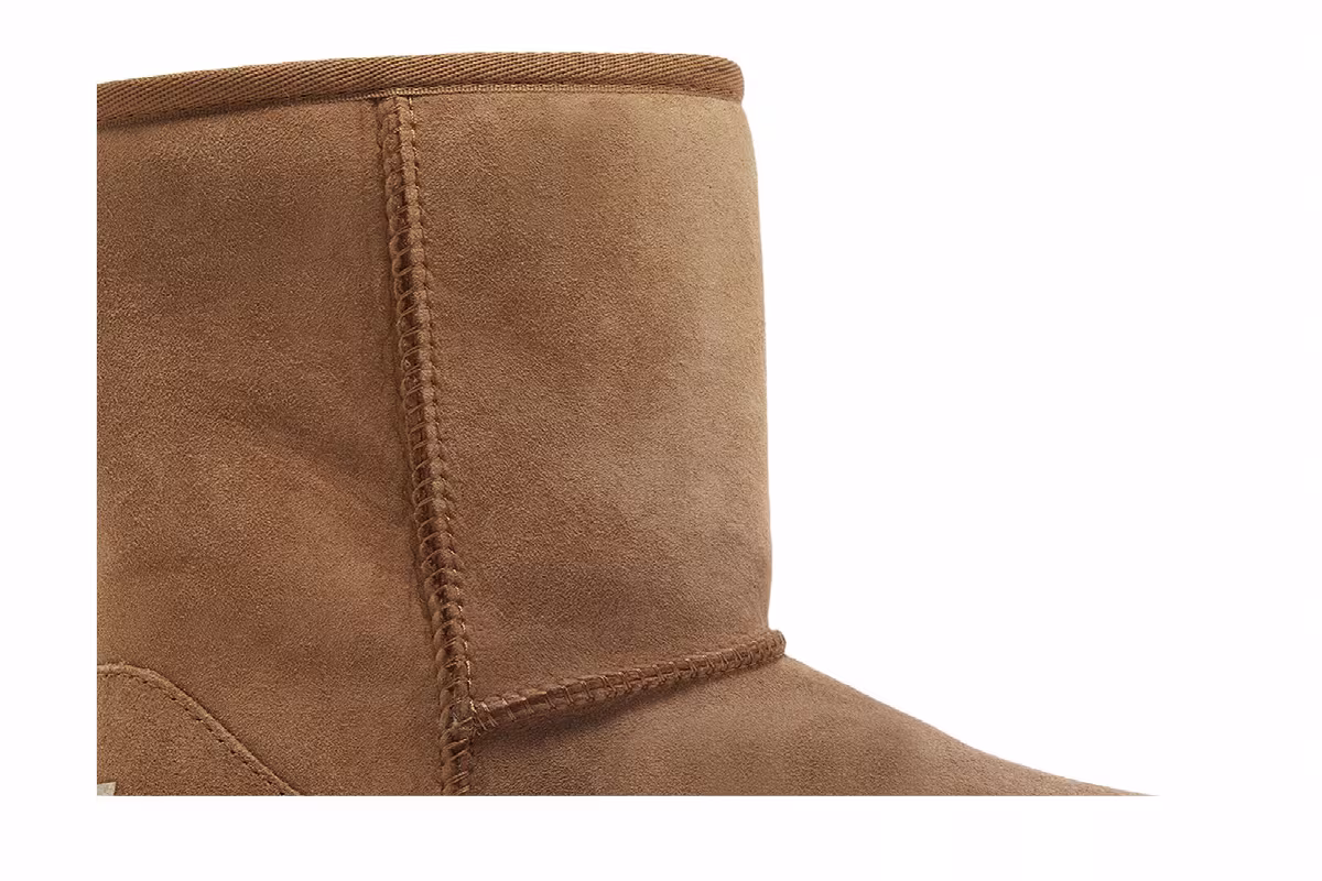 UGG Classic II Boot Kids Chestnut, view 3
