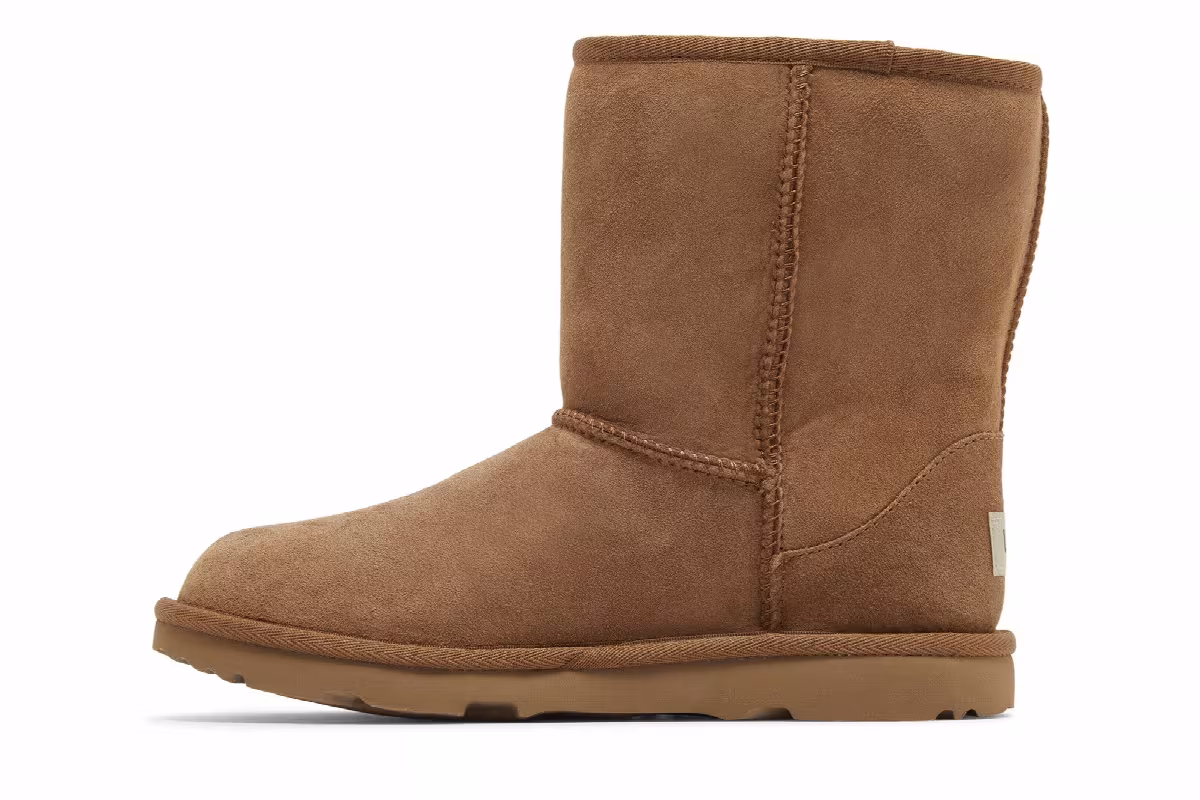 UGG Classic II Boot Kids Chestnut, view 4