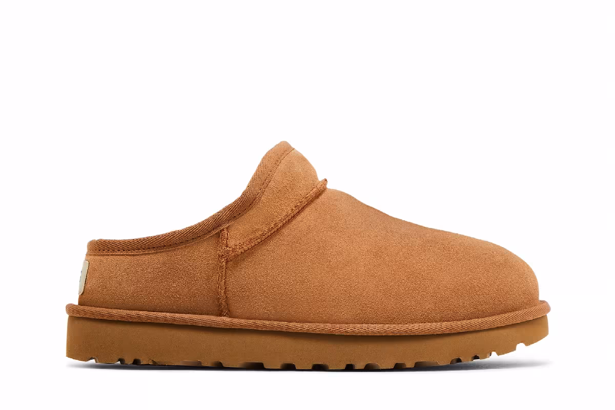 UGG Women's Classic Slipper Chestnut, view 2