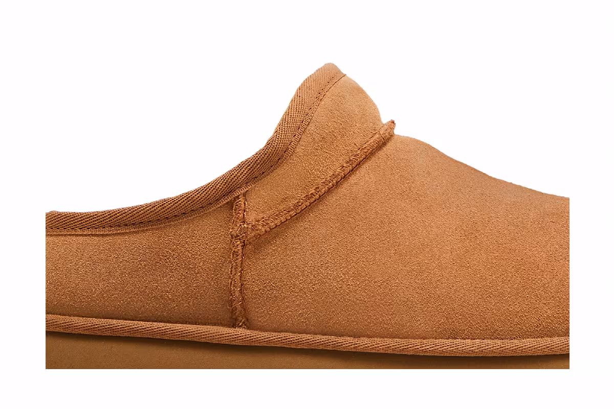 UGG Women's Classic Slipper Chestnut, view 3