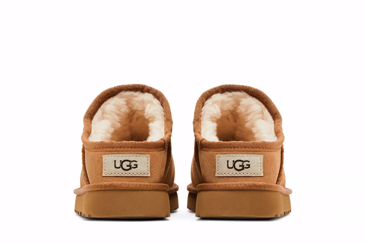 UGG Women's Classic Slipper Chestnut, view 7