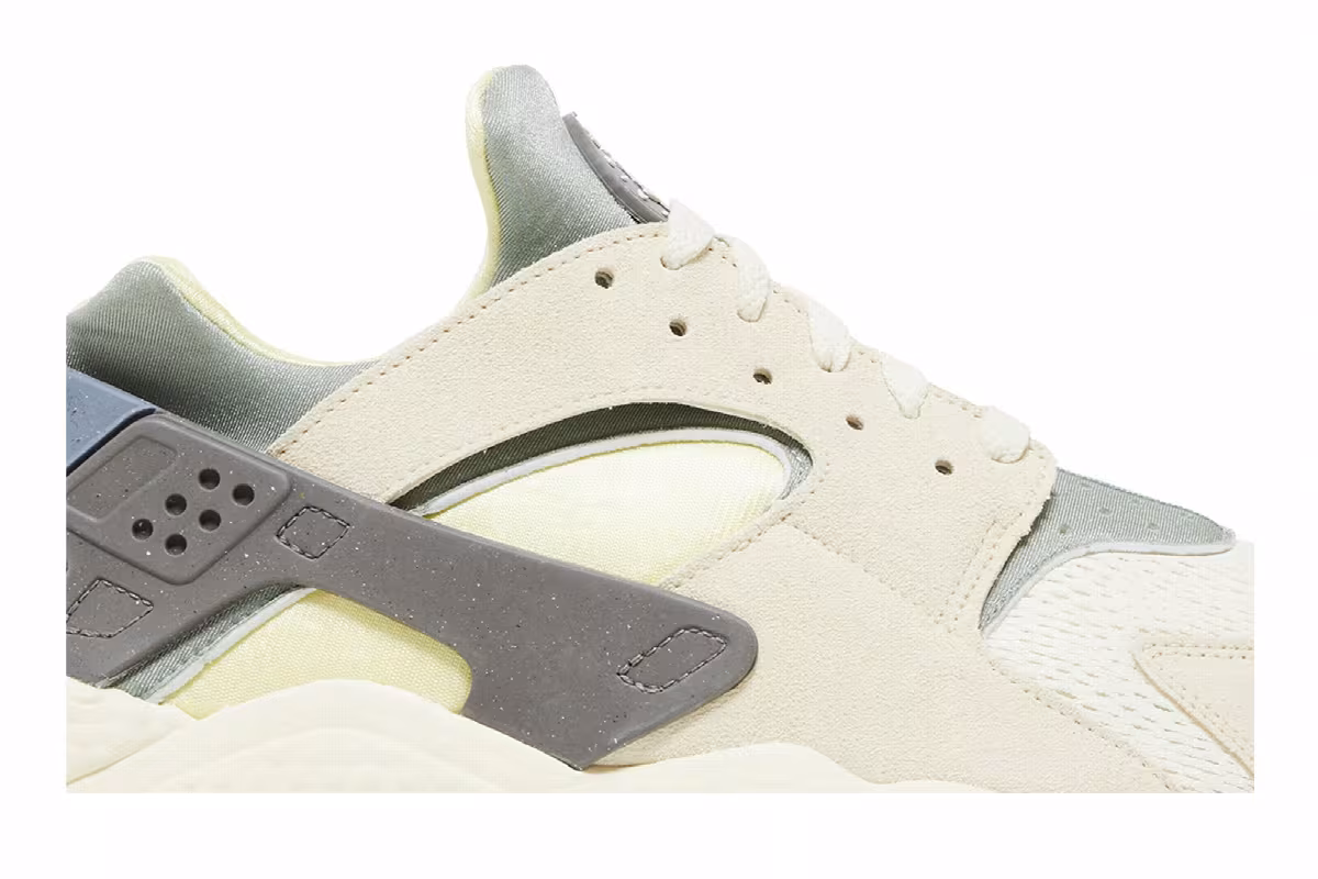 Nike Air Huarache NH Coconut Milk, view 3
