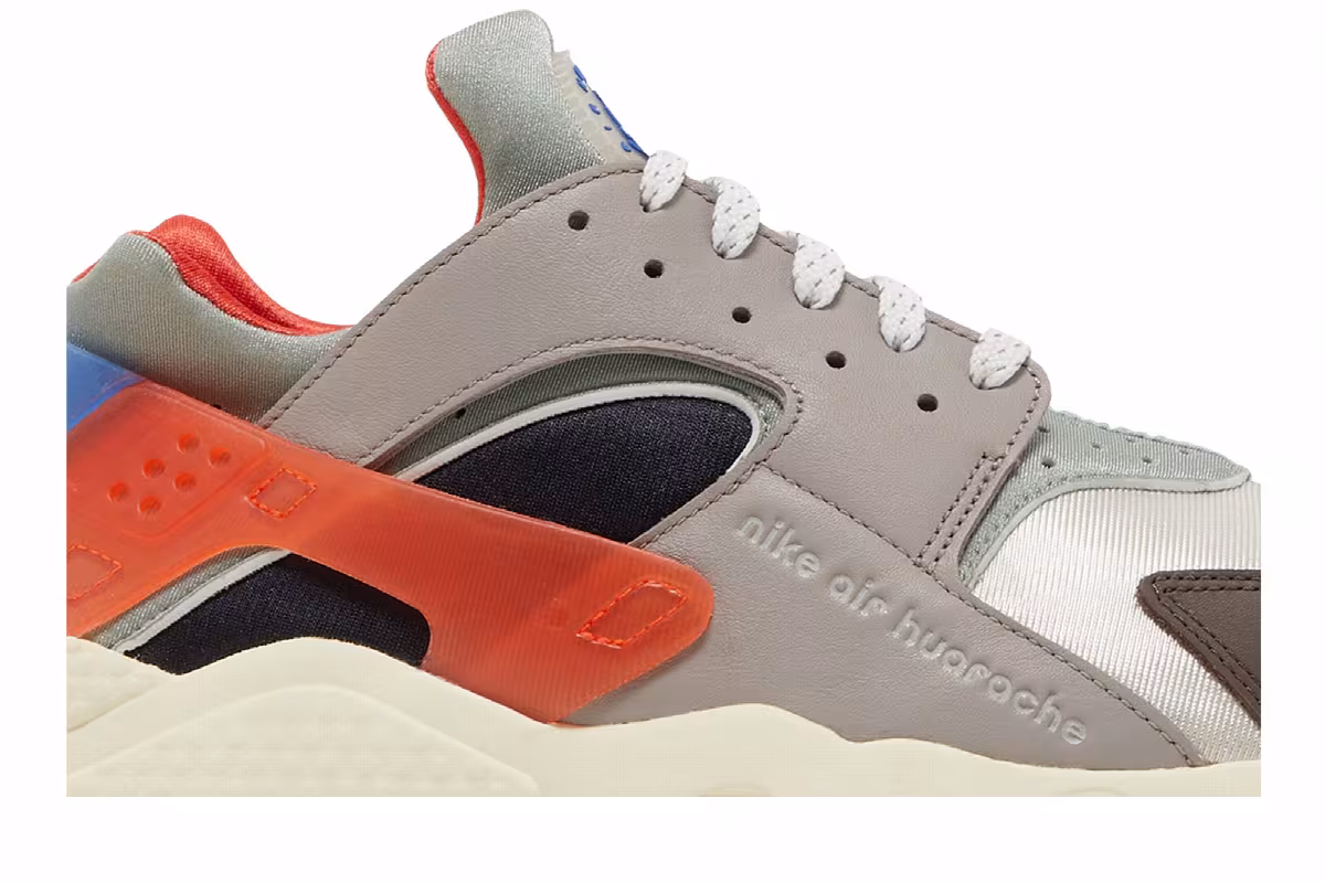 Nike Air Huarache Premium Enigma Stone, view 3