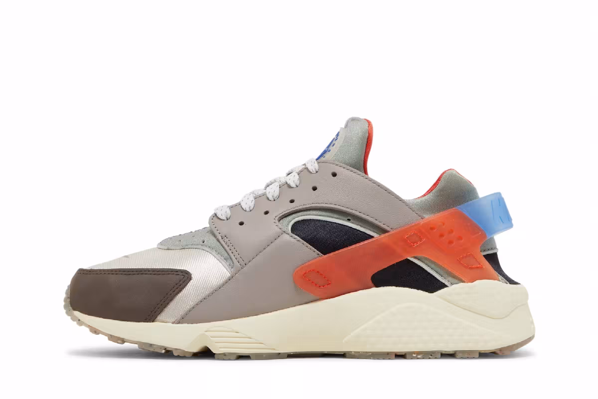 Nike Air Huarache Premium Enigma Stone, view 4