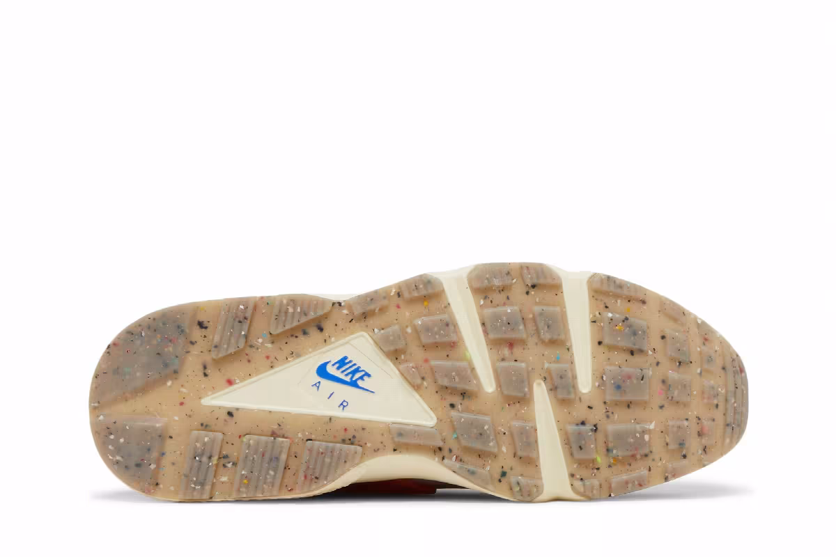 Nike Air Huarache Premium Enigma Stone, view 5