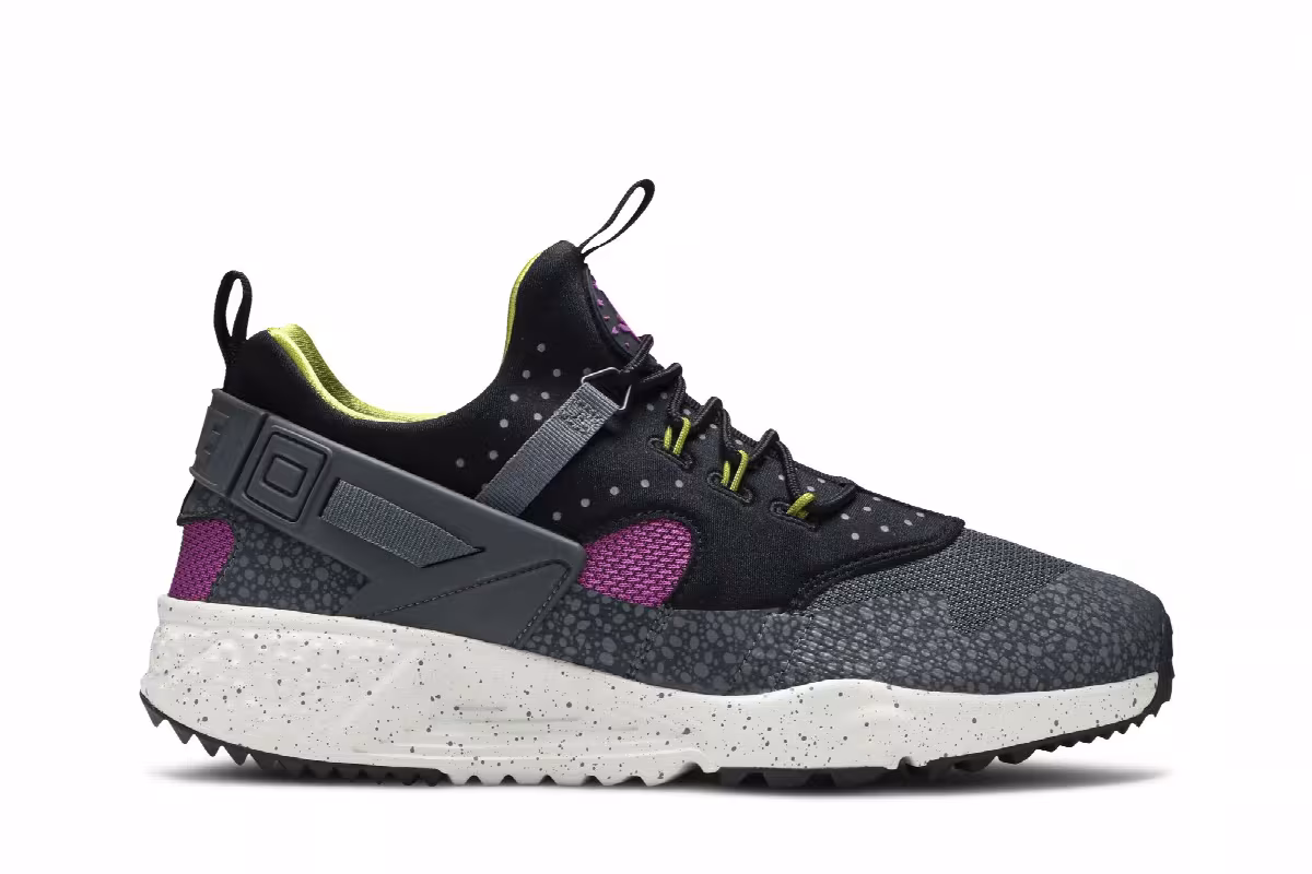 Nike Air Huarache Utility Medium Berry, view 2