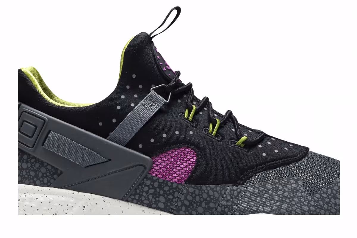 Nike Air Huarache Utility Medium Berry, view 3