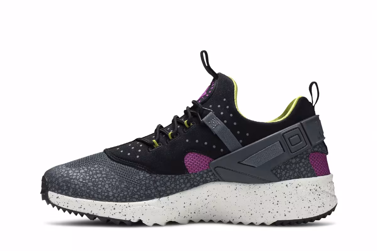 Nike Air Huarache Utility Medium Berry, view 4