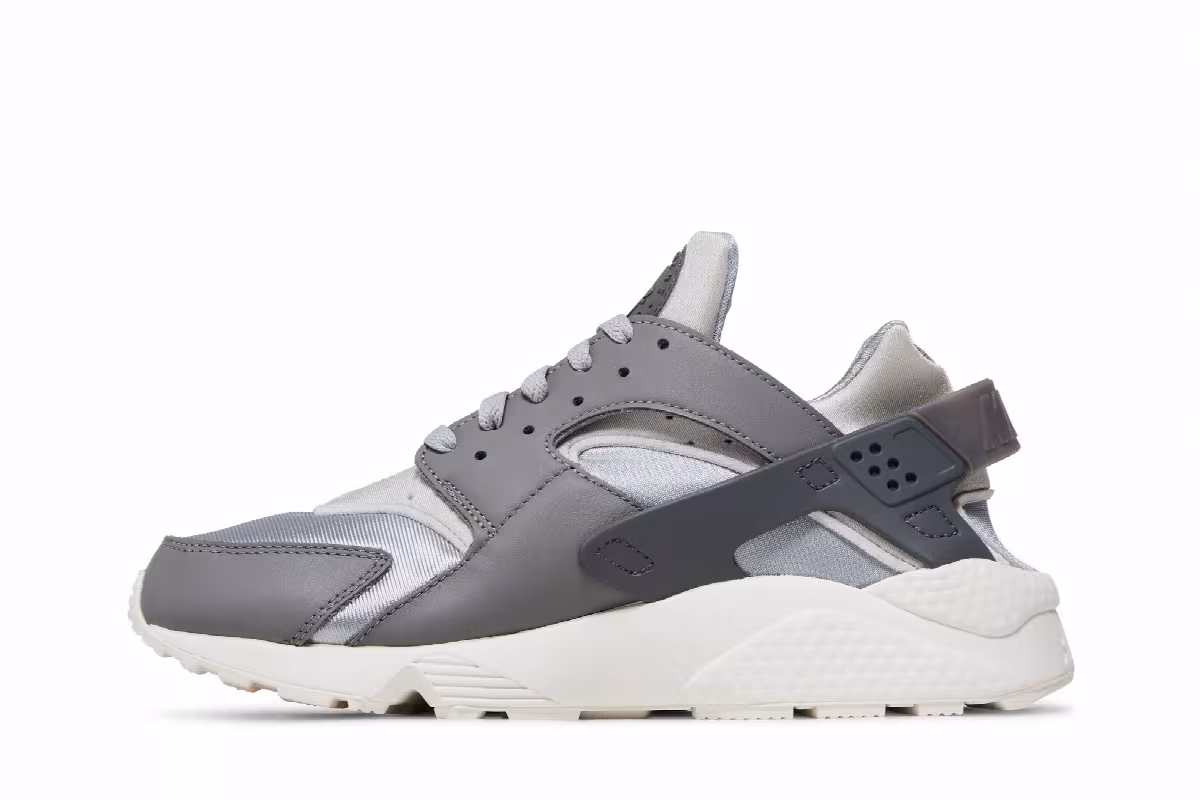 Nike Air Huarache Light Smoke Grey, view 4