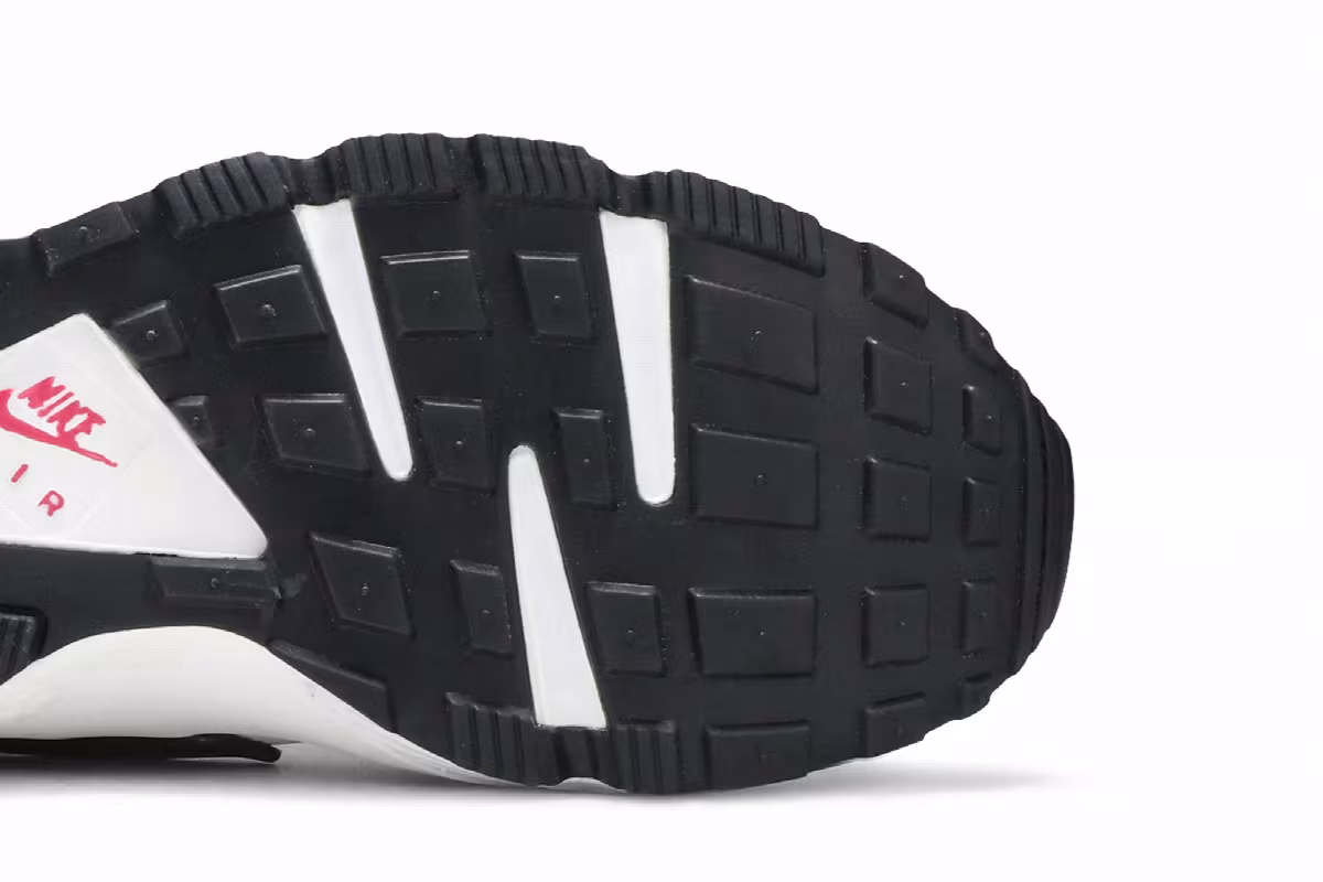 Nike Air Huarache Dynamic Pink, view 6