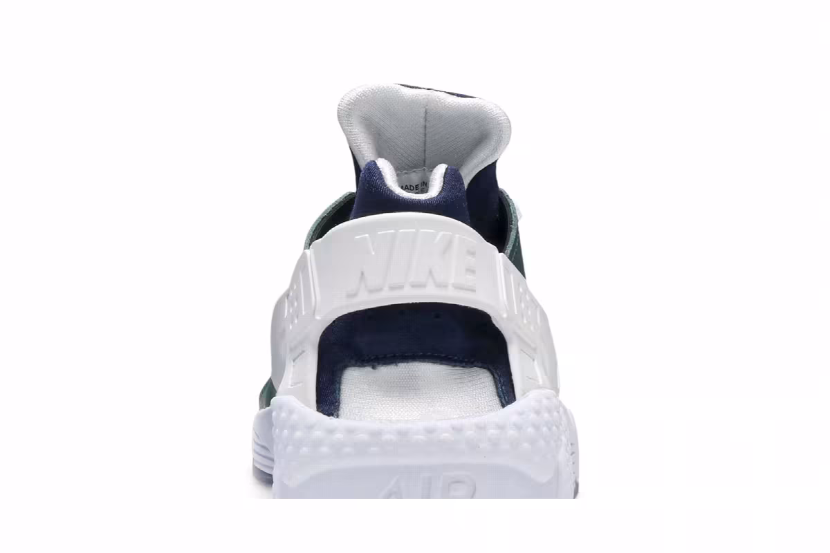 Nike Air Huarache iD, view 8