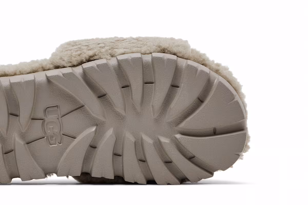 UGG Women's Cozetta Curly Slipper Goat, view 6