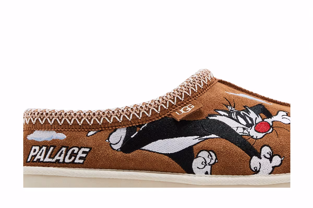 Palace x Looney Tunes x UGG Tasman Slipper Chestnut, view 3