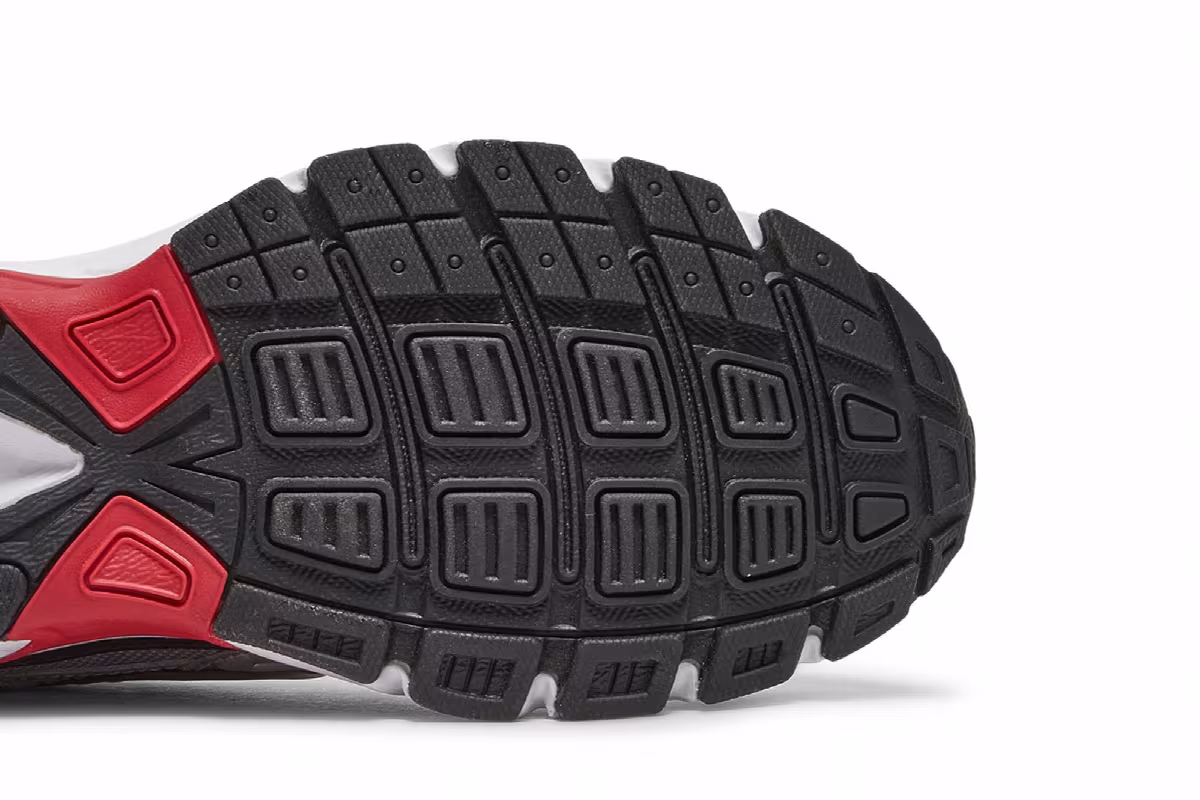Nike Initiator Metallic Silver Red, view 6