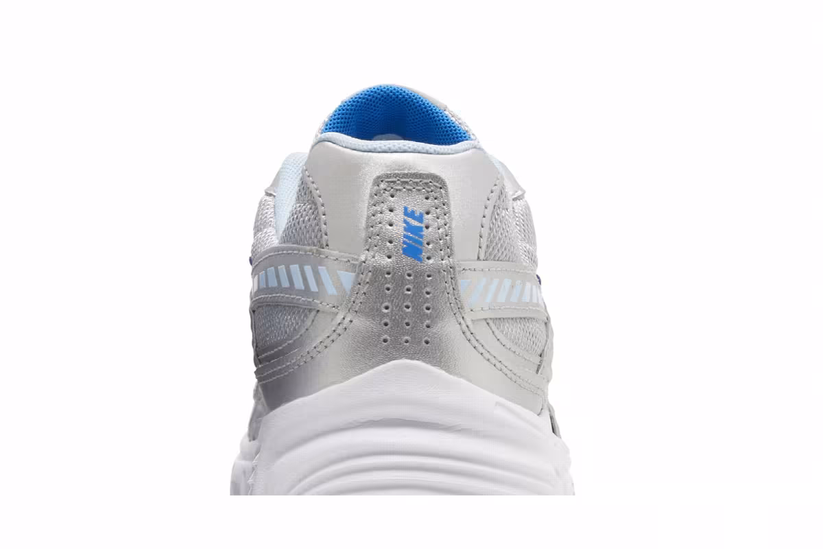 Nike Women's Initiator Metallic Silver Ice Blue, view 8