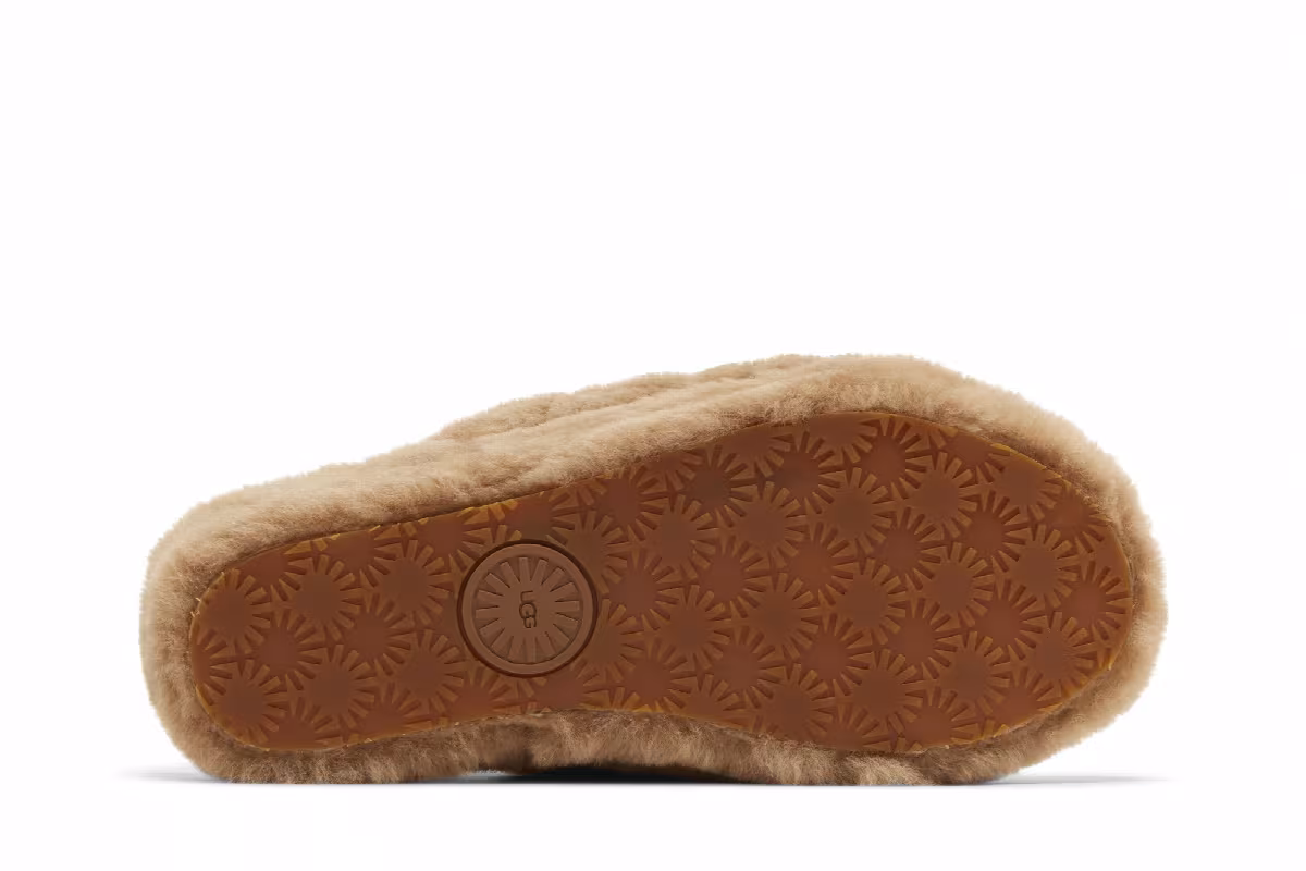 UGG Women's Fluff Yeah Slide Chestnut, view 5