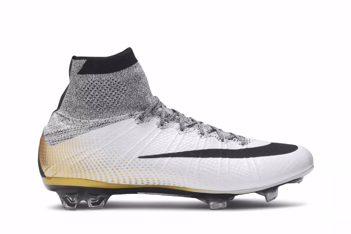 Nike CR7 x Mercurial Superfly SE FG 324K Gold, view 2