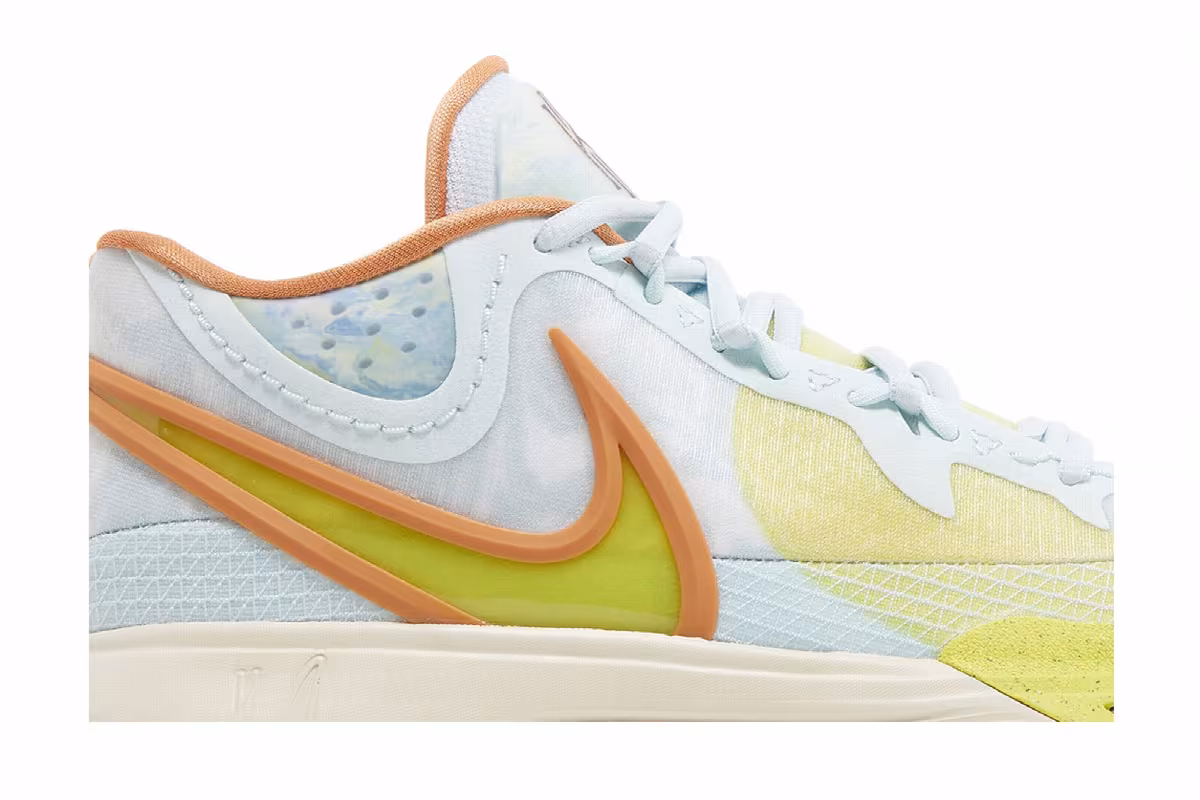 Nike Kyrie 8 Eagle, view 3