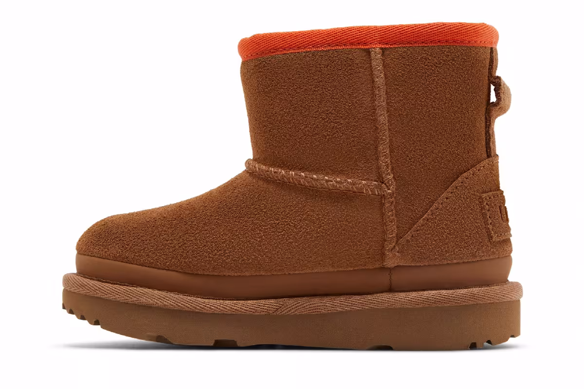 UGG Classic Mini Zipper Tape Logo Boot Toddler Chestnut, view 4
