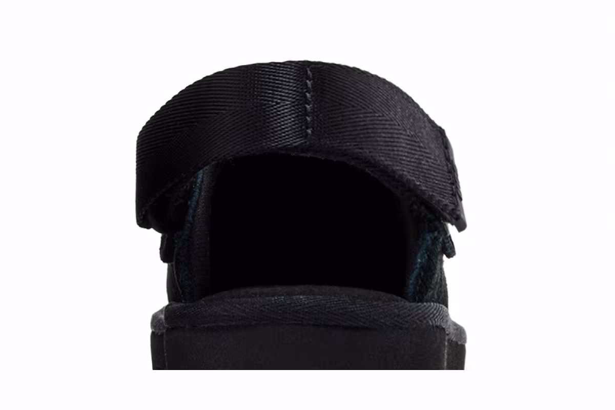 UGG Goldenstar Clog Kids Black, view 8