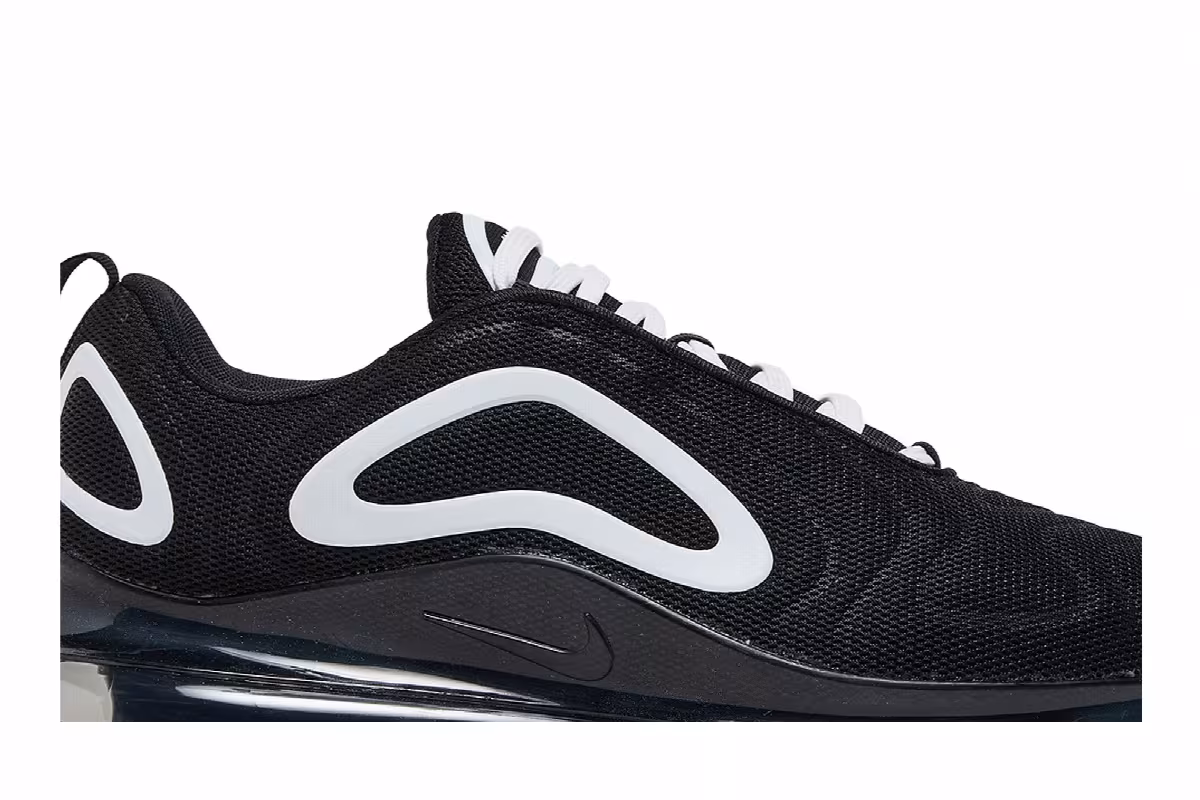 Nike Air Max 720 Oreo, view 3