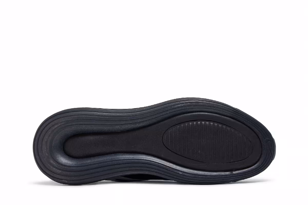 Nike Air Max 720 Oreo, view 5