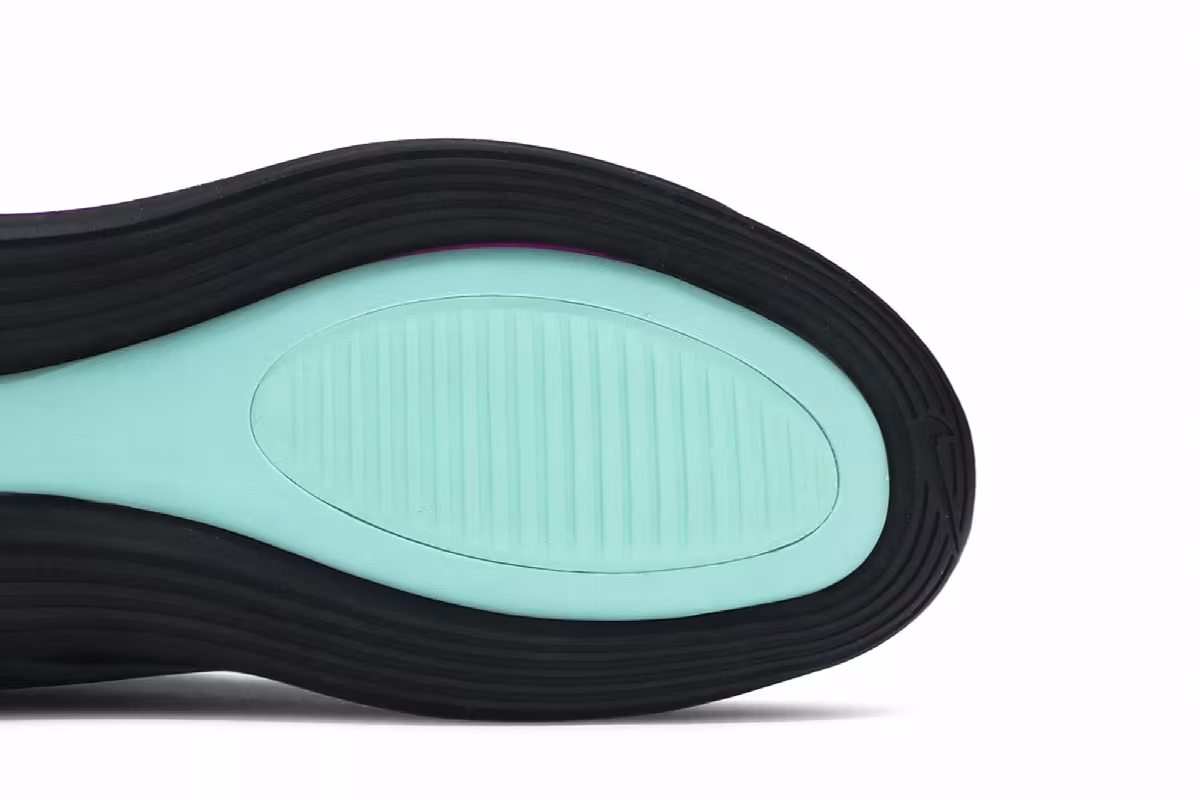 Nike Air Max 720 GS Hyper Violet Aurora, view 6