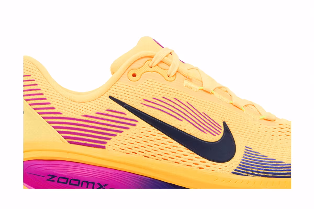 Nike Vomero 18 Citron Pulse Laser Orange, view 3