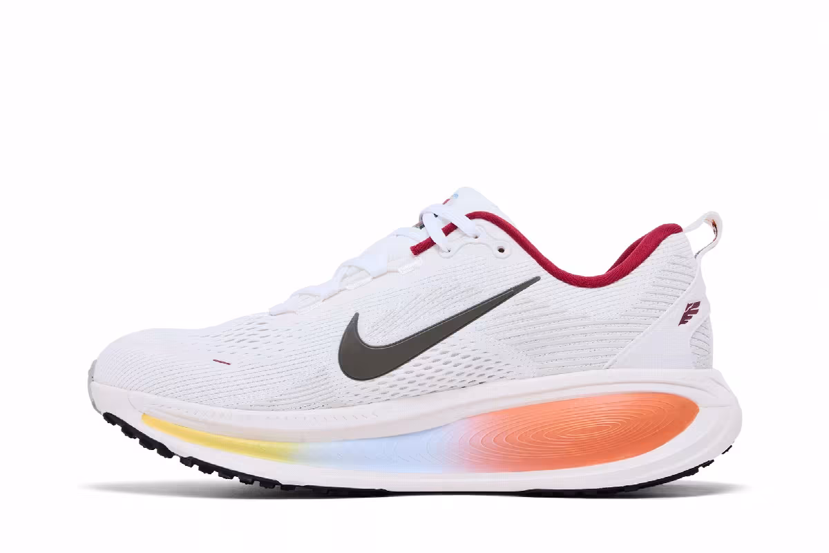 Nike Vomero 18 Year of The Horse, view 4