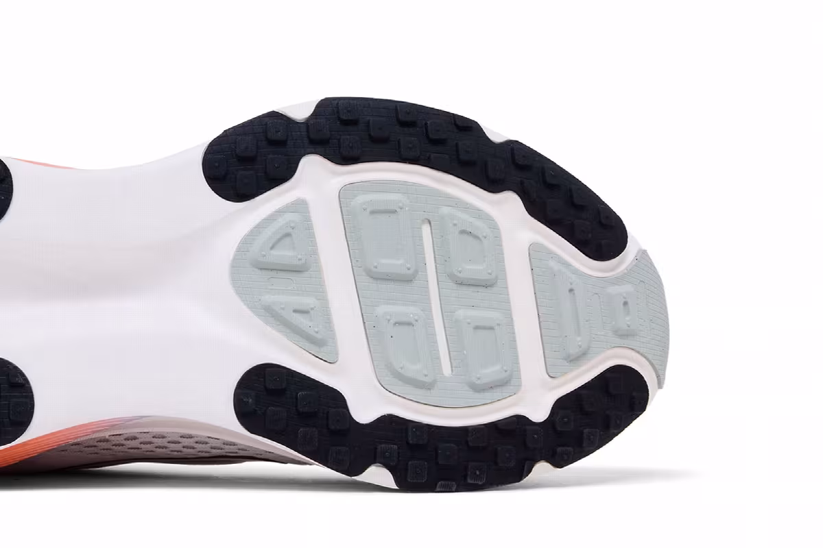 Nike Vomero 18 Year of The Horse, view 6