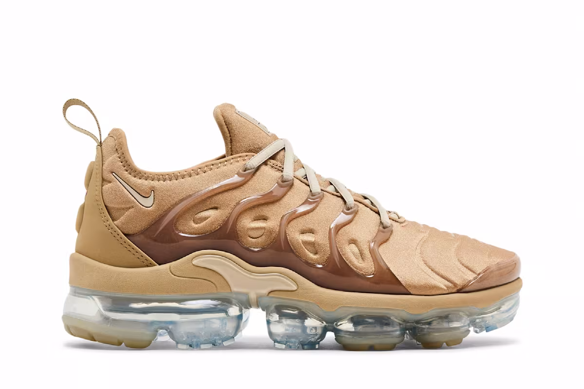Nike Air VaporMax Plus Parachute Beige, view 2