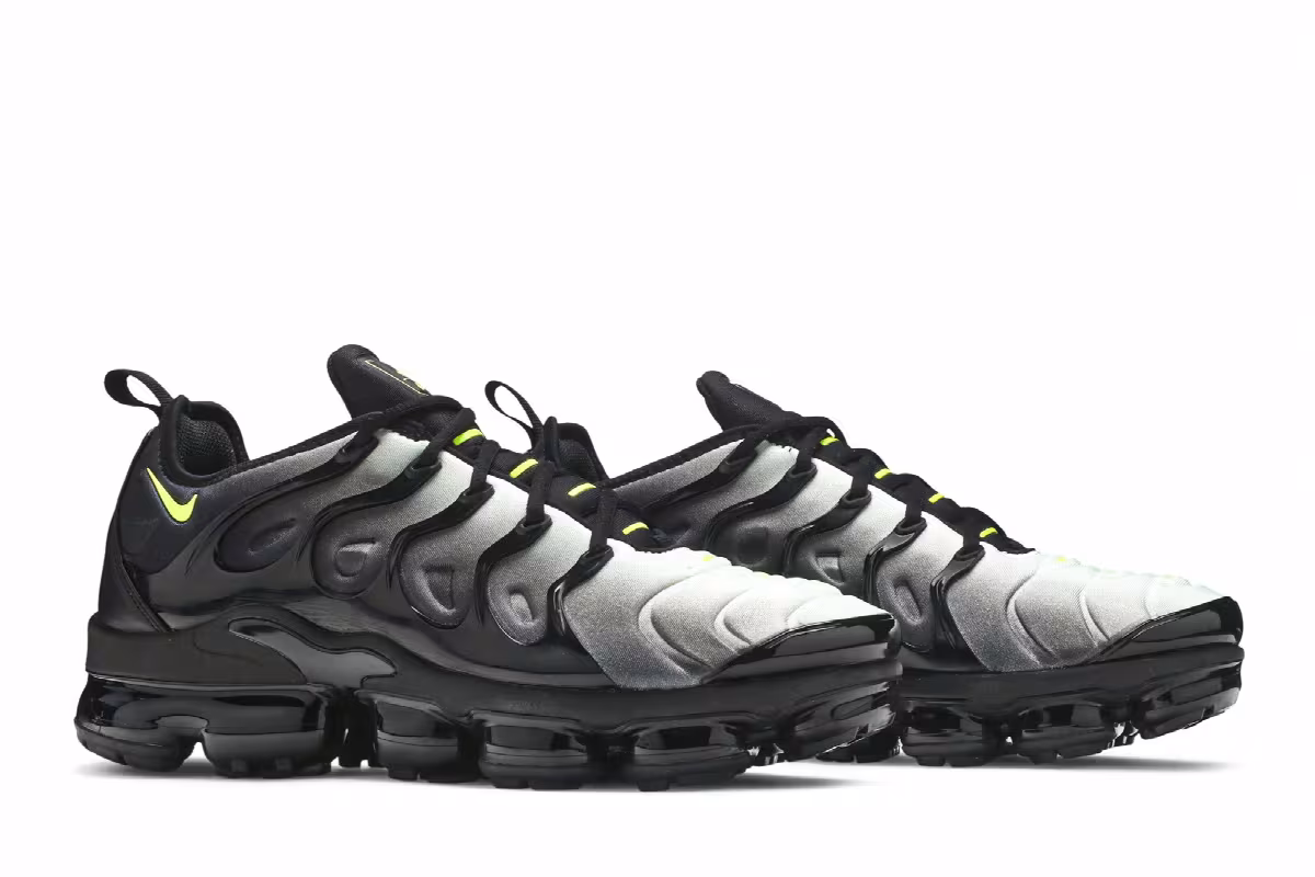 Nike Air VaporMax Plus Neon, view 9