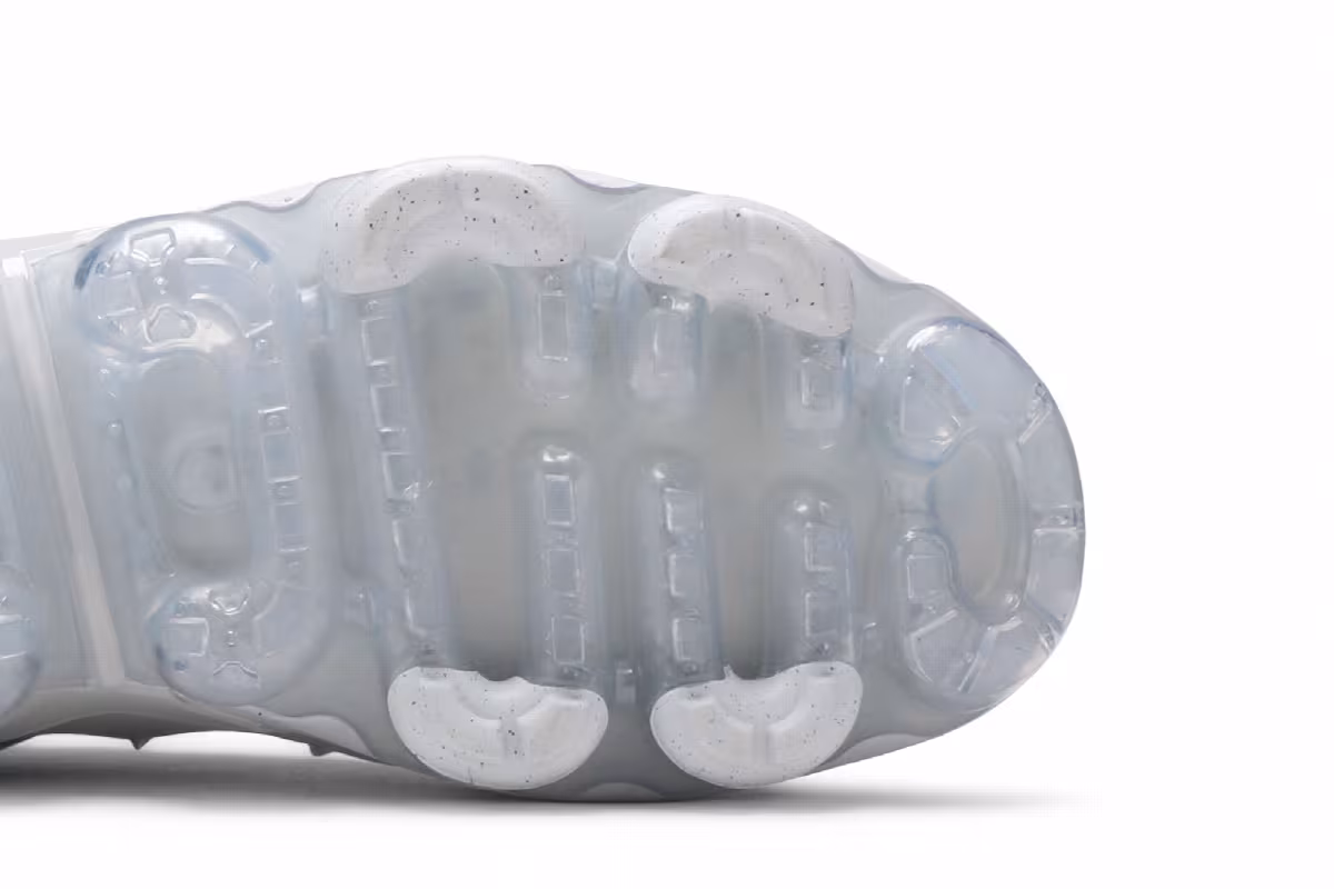 Nike Air VaporMax Plus Pure Platinum, view 6