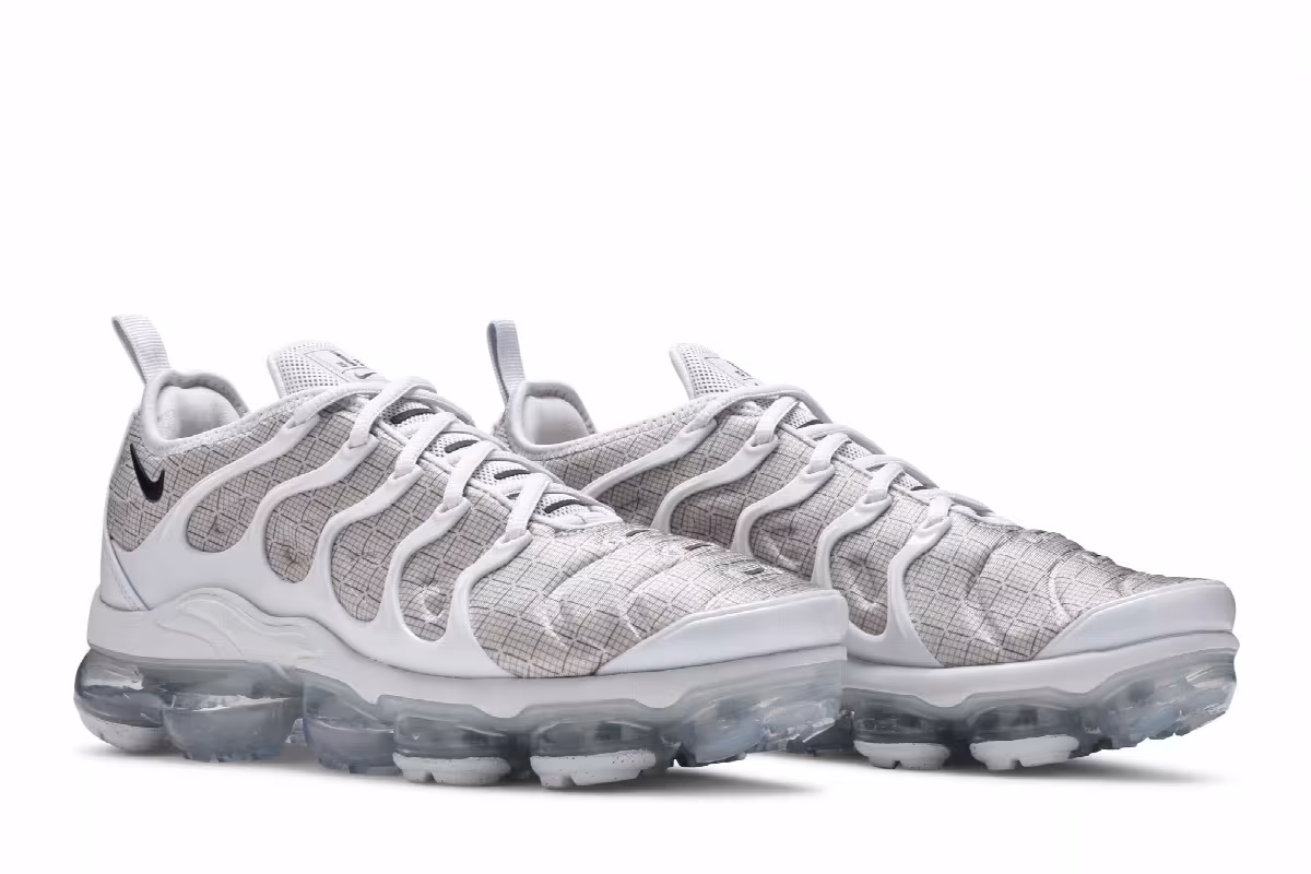 Nike Air VaporMax Plus Pure Platinum, view 9