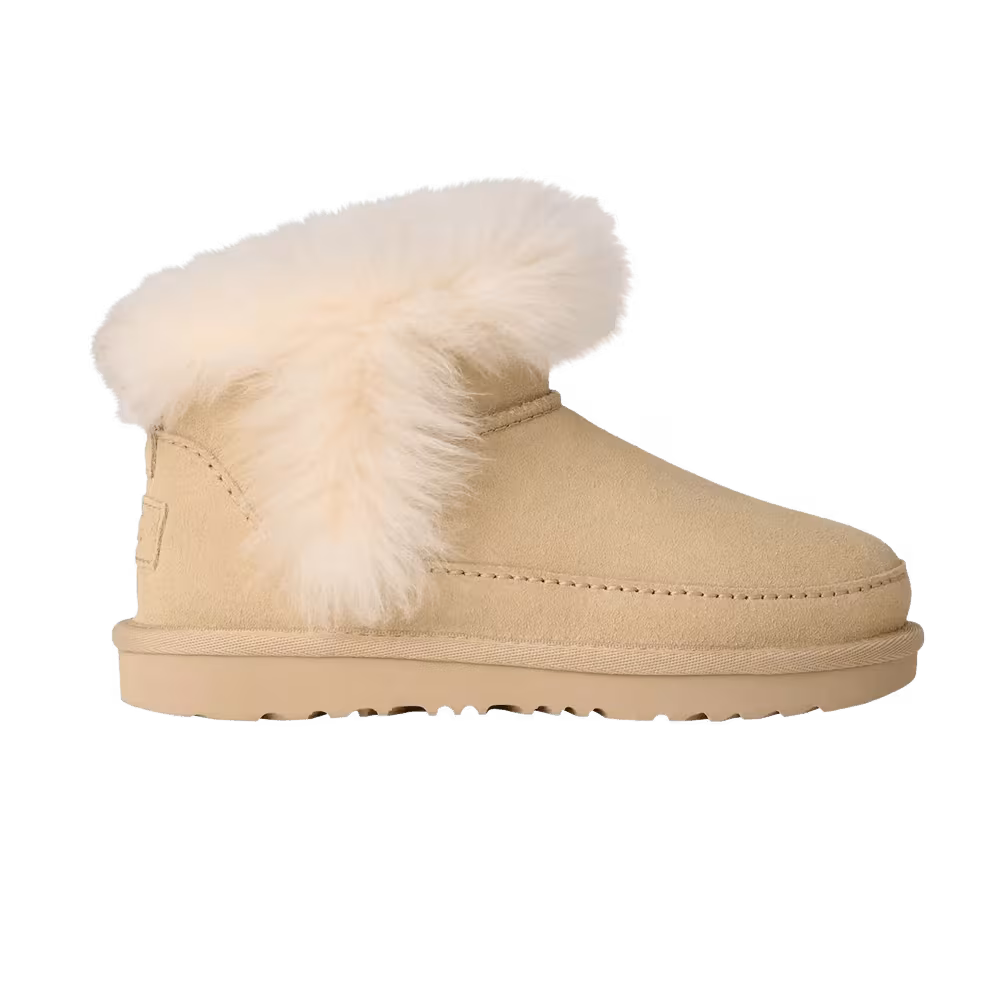 UGG Classic Ultra Mini Chalet Boot Kids Sandcastle