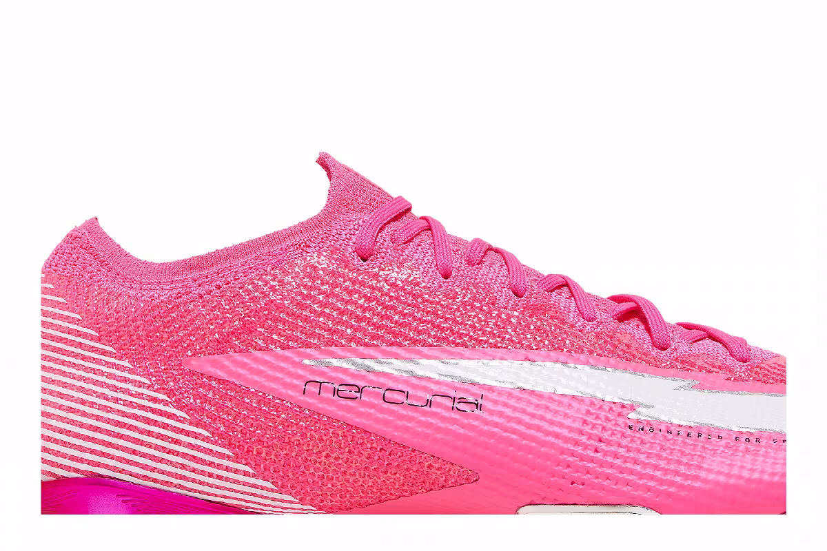 Kylian Mbappé x Nike Mercurial Vapor 13 Elite FG Pink Panther, view 3