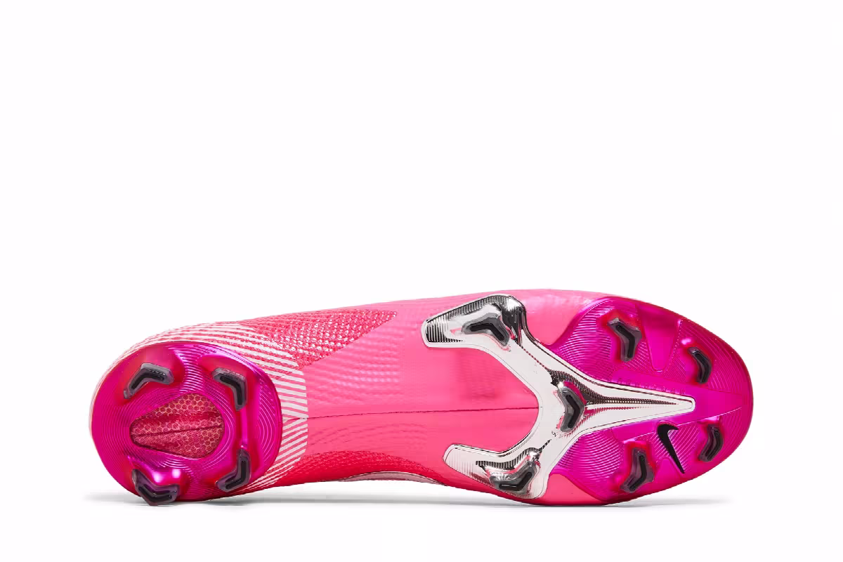 Kylian Mbappé x Nike Mercurial Vapor 13 Elite FG Pink Panther, view 5