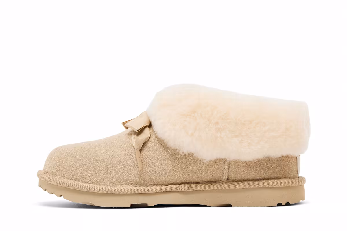 UGG Bailey Slipper GS Sand, view 4