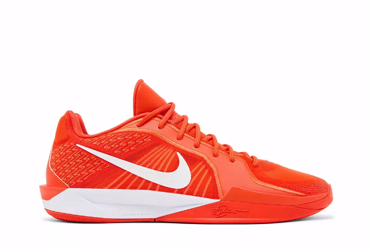 Nike Women's Sabrina 2 TB Promo Team Orange, view 2