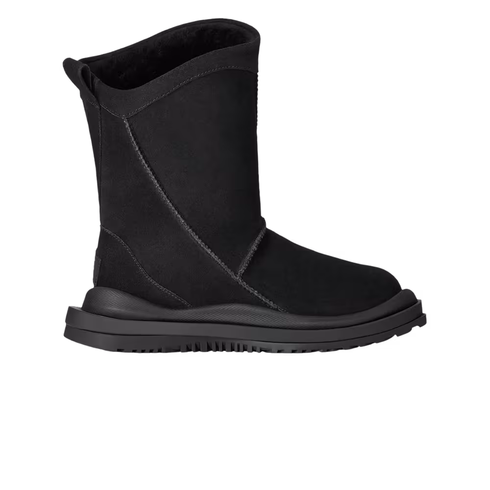 UGG Classic Distort Boot Black