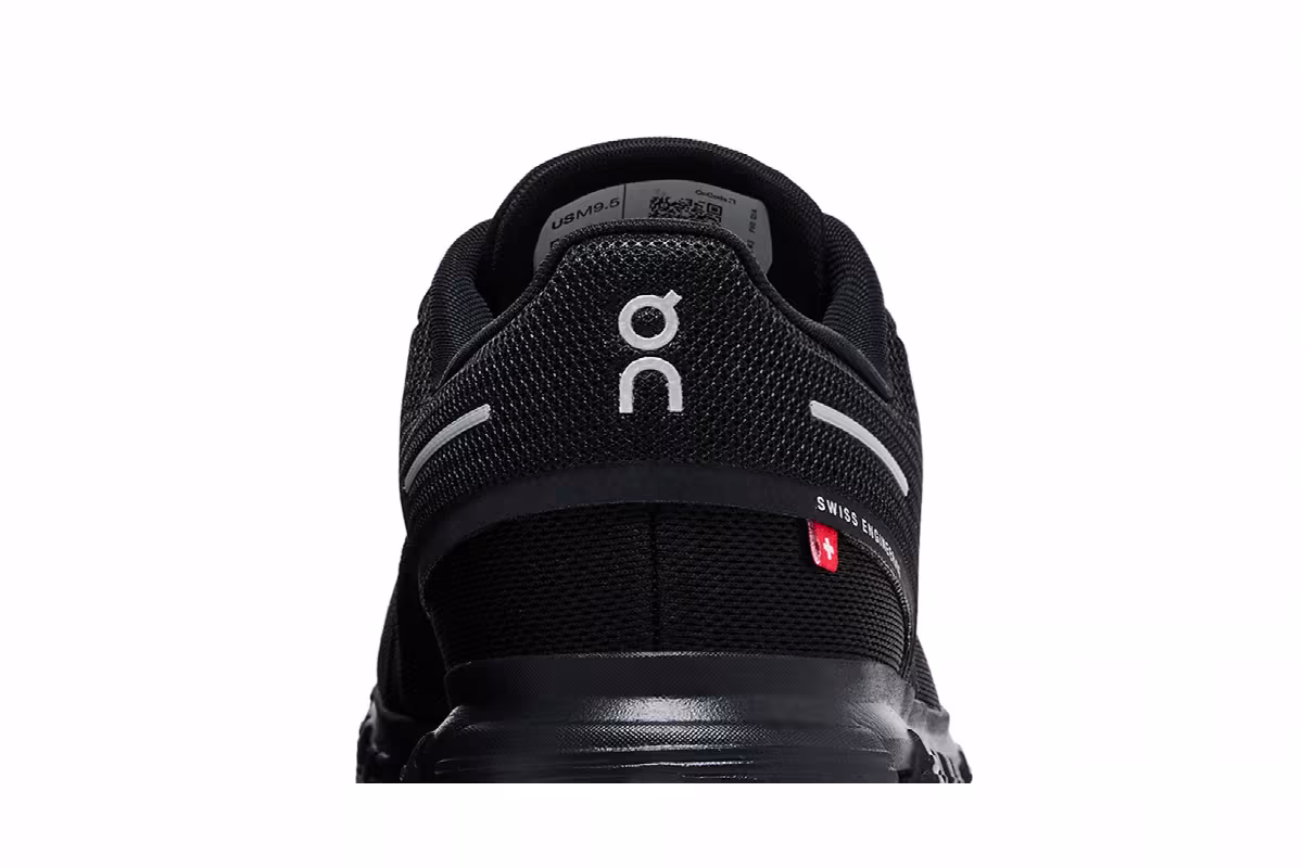 ON Cloud 6 Triple Black, view 8