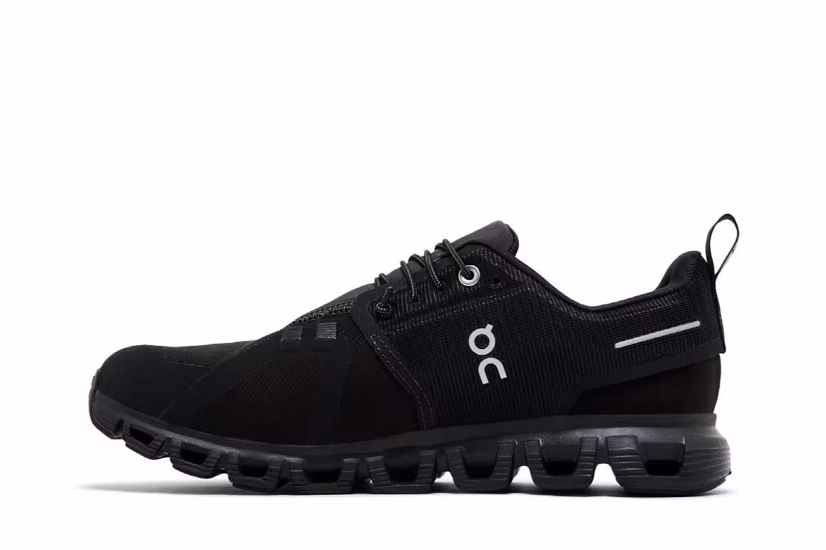 ON Women's Cloud 6 Waterproof Triple Black, view 4