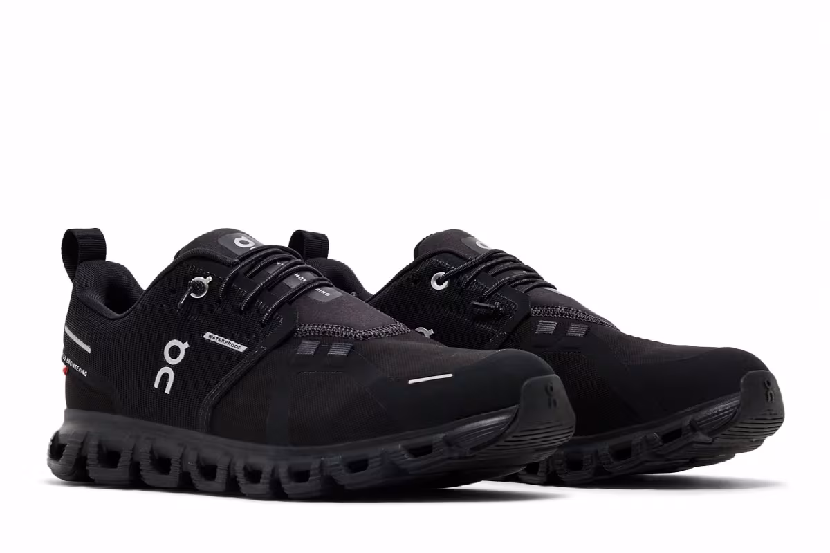 ON Women's Cloud 6 Waterproof Triple Black, view 9